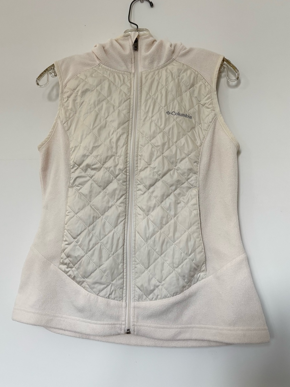 Columbia Women's Cream Quilted Fleece Vest - Sleeveless Zip Front